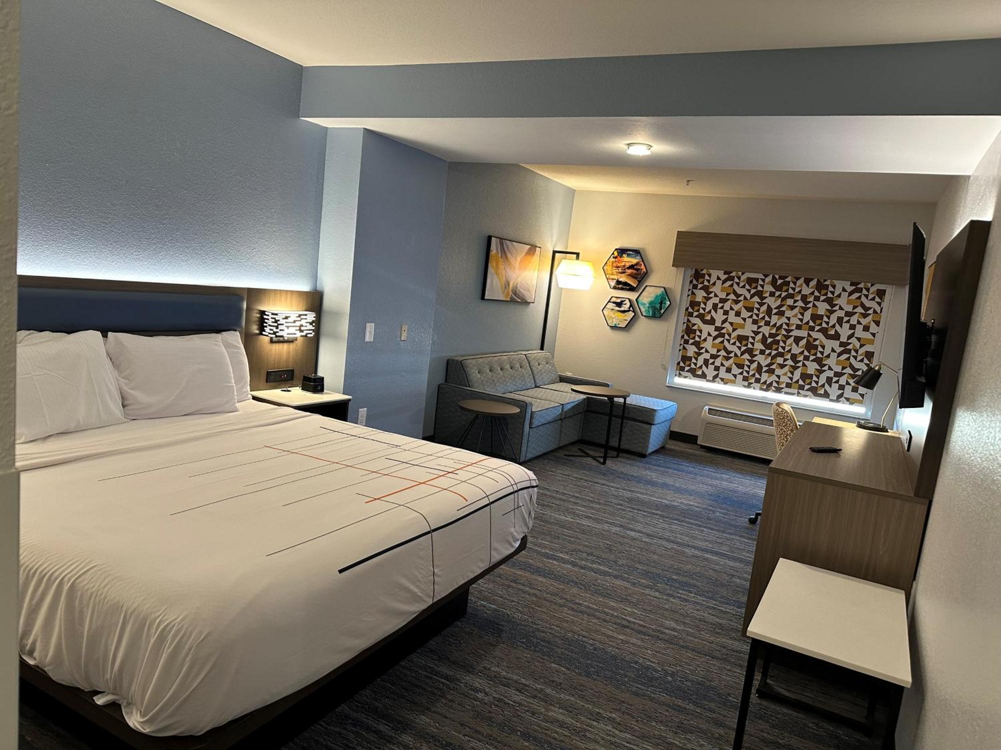 La Quinta By Wyndham Macon West Hotel Exterior photo