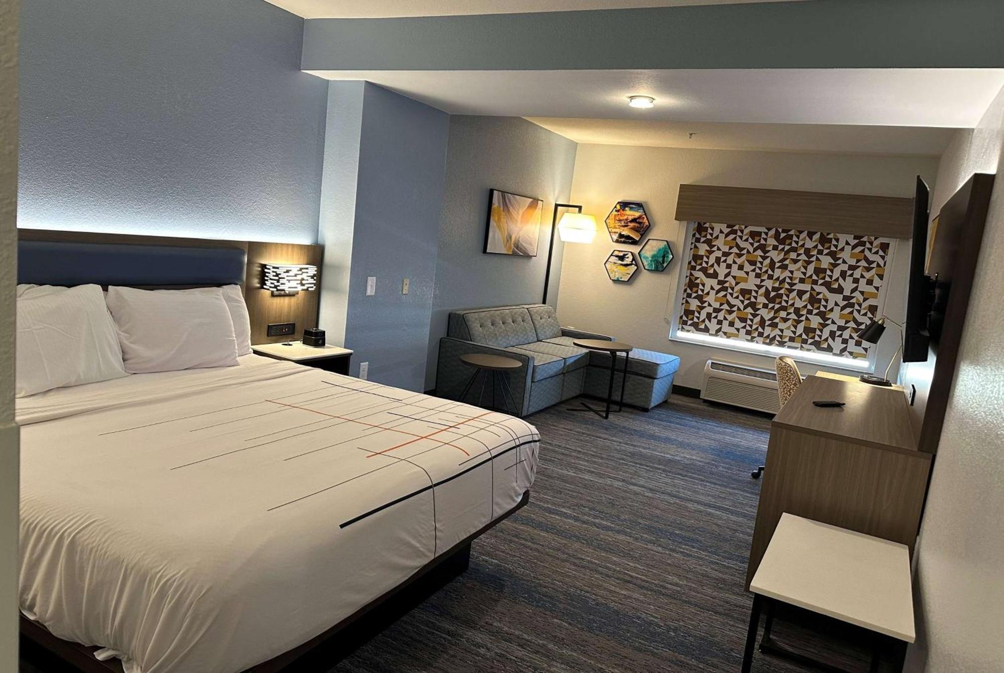 La Quinta By Wyndham Macon West Hotel Exterior photo
