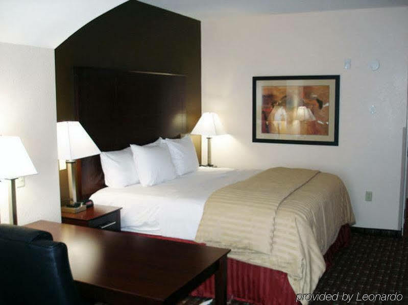 La Quinta By Wyndham Macon West Hotel Exterior photo
